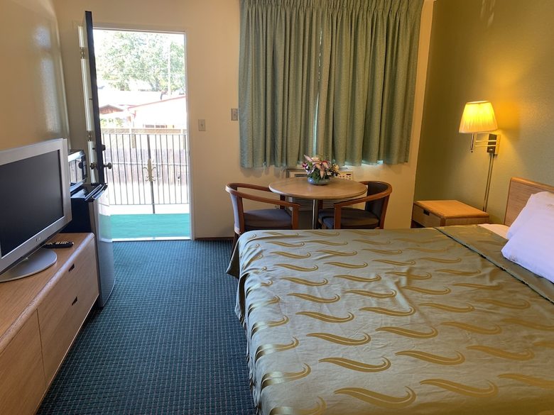 Hotel Regency Inn