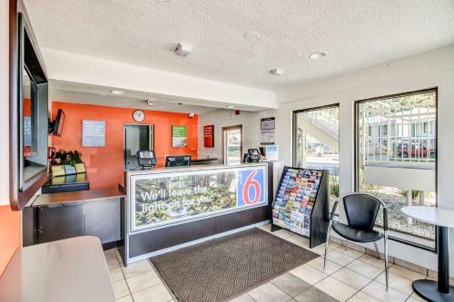 Motel 6 Stockton North