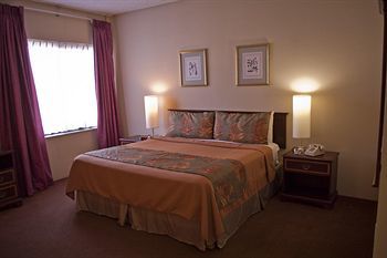 Hotel Northrock Suites