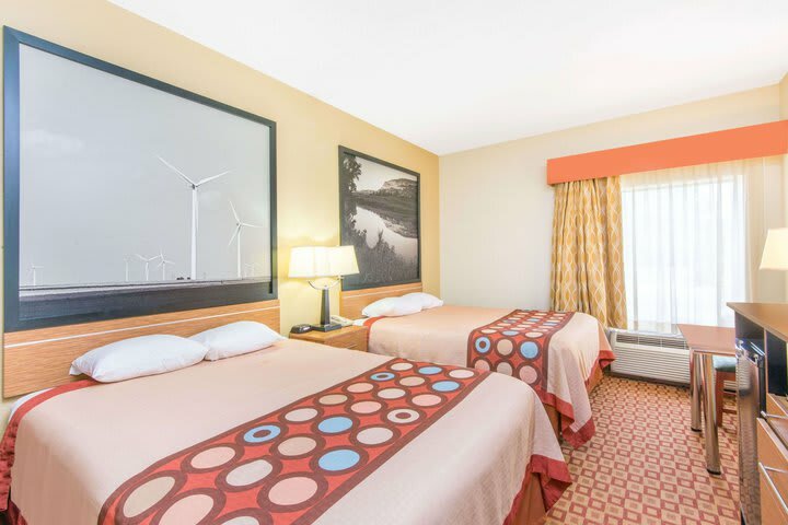 Hotel Super 8 Wichita South