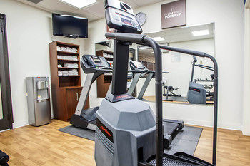 Hotel Comfort Suites Springfield
