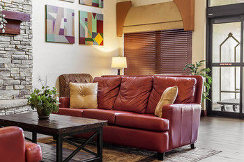 Hotel Comfort Suites Springfield