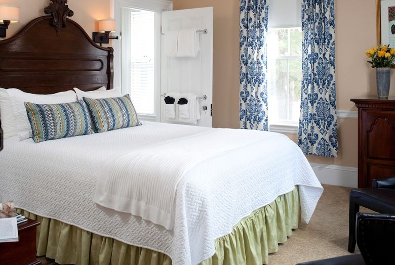 Bed & Breakfast Maine Stay Inn & Cottages
