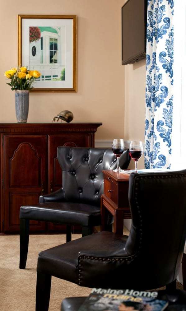 Bed & Breakfast Maine Stay Inn & Cottages
