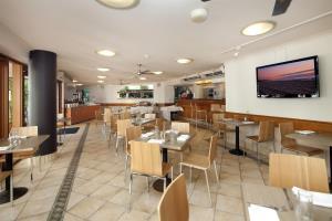 Australis Sovereign Hotel