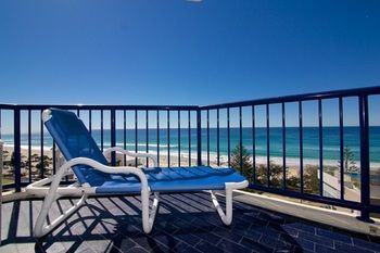 Hotel Surf Regency
