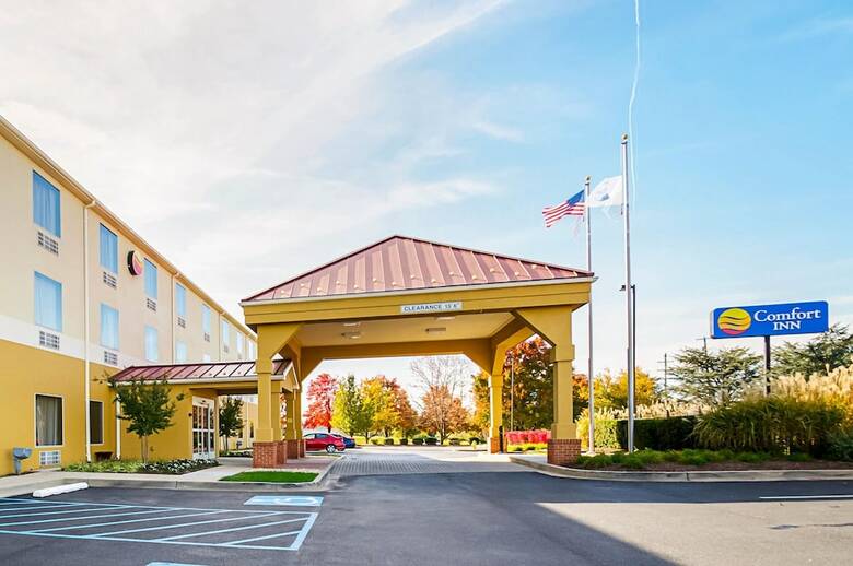 Hotel Comfort Inn