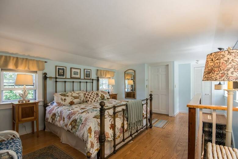 Bed & Breakfast Honeysuckle Hill Inn
