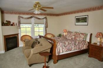 Bed & Breakfast Brightwood Inn Country Inn