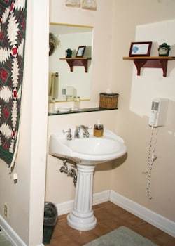 Bed & Breakfast Brightwood Inn Country Inn