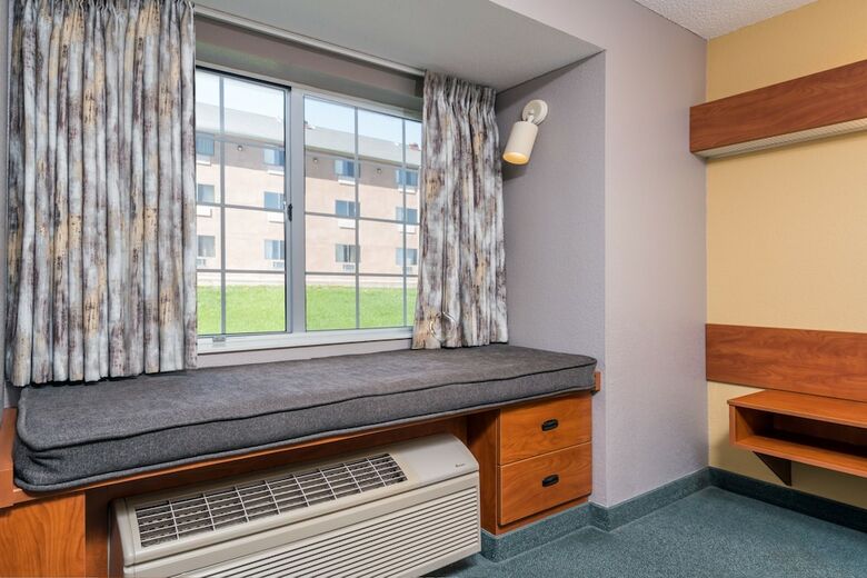 Hotel Microtel Inn & Suites By Wyndham New Ulm