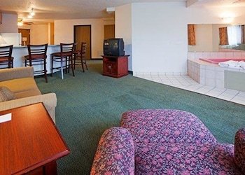 Hotel Quality Inn & Suites