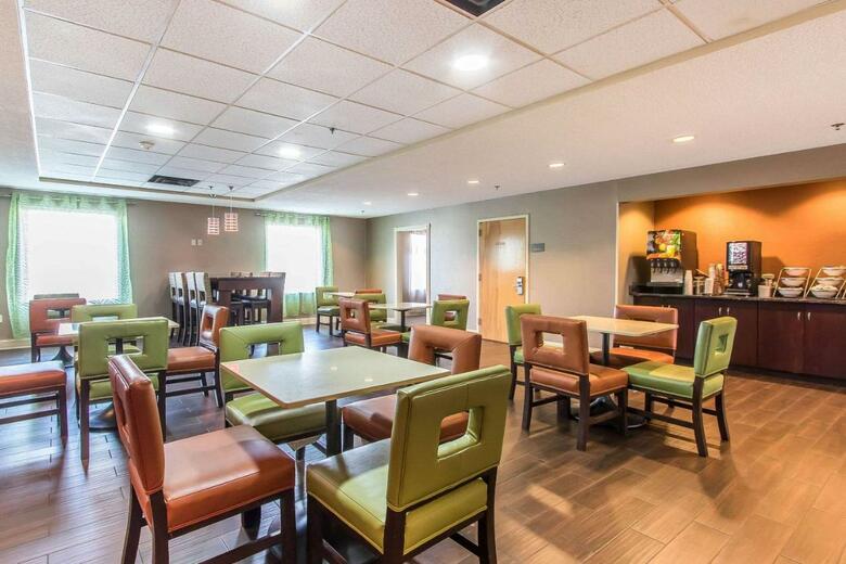 Hotel Comfort Suites Richmond