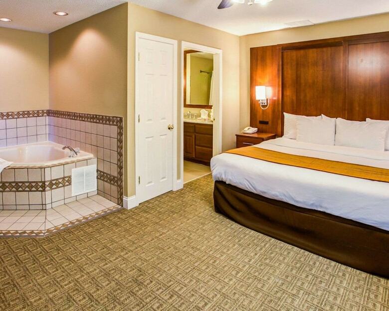 Hotel Comfort Suites