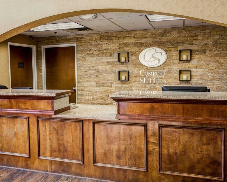 Hotel Comfort Suites