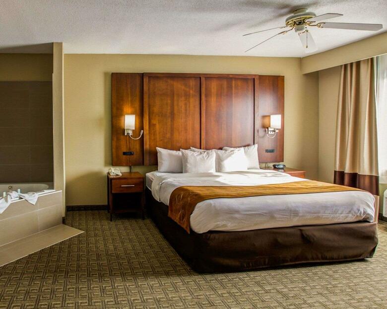Hotel Comfort Suites