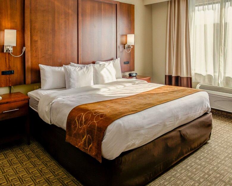 Hotel Comfort Suites
