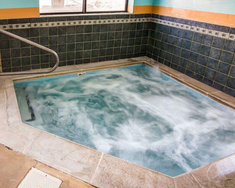 Hotel Comfort Suites