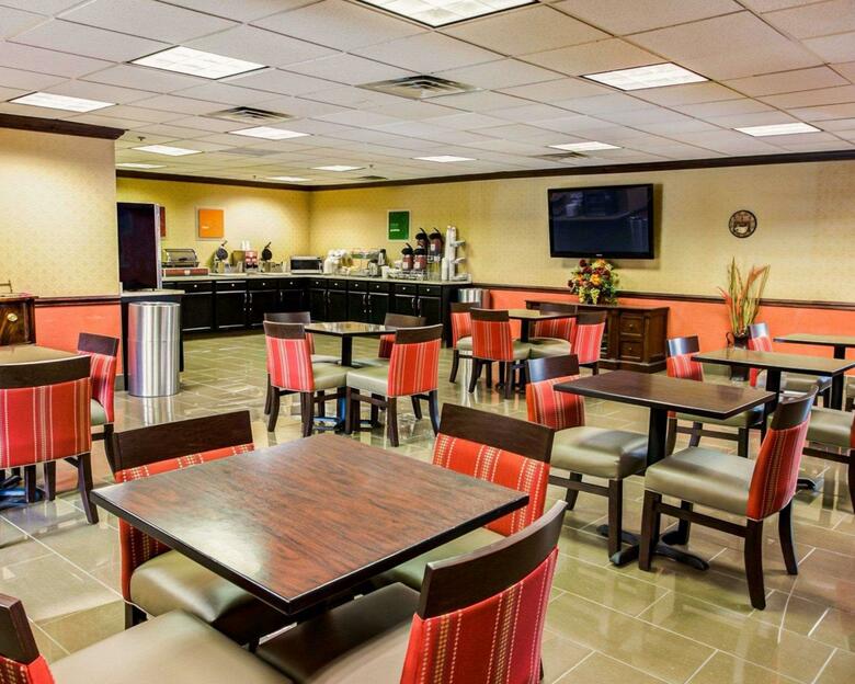 Hotel Comfort Suites