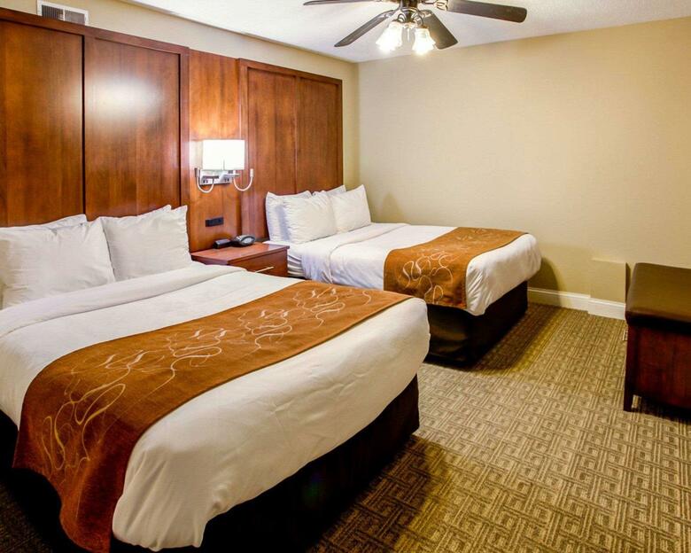 Hotel Comfort Suites