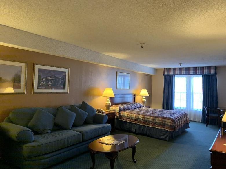 Hotel Hardman House Inn & Suites