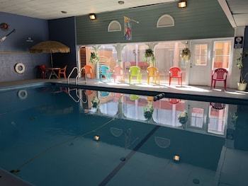 Hotel A Victory Inn & Suites- Muskegon