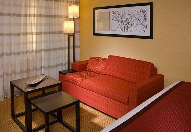 Hotel Courtyard Battle Creek