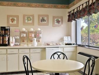 Super 8 Motel - Cleveland/n. Ridgeville