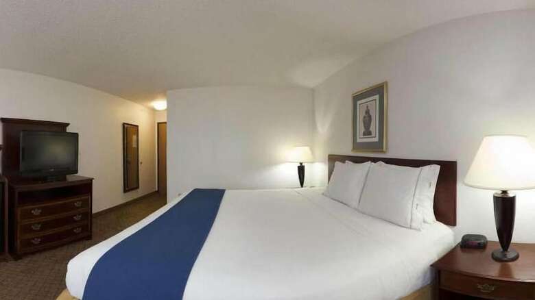 Hotel Holiday Inn Express & Suites Alliance