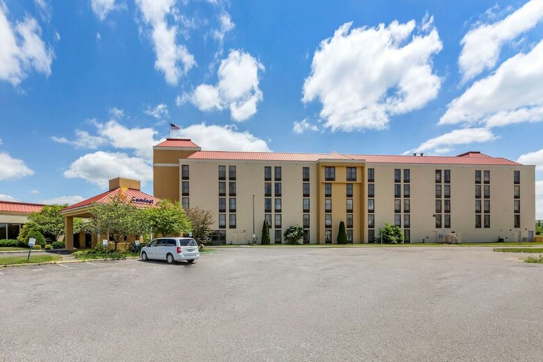 Hotel Comfort Inn