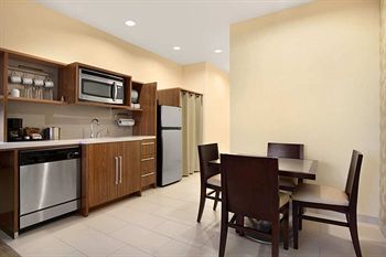 Hotel Wingate By Wyndham Fayetteville