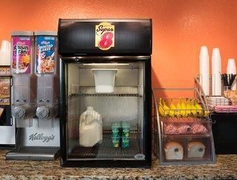 Motel Super 8 Charlotte University