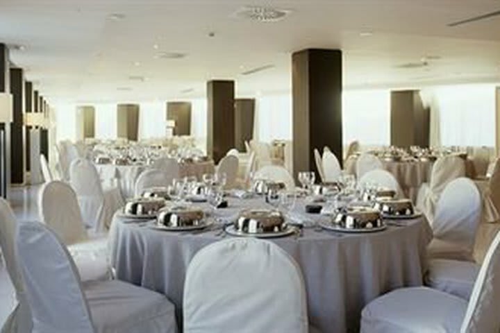 AC Hotel La Rioja By Marriott