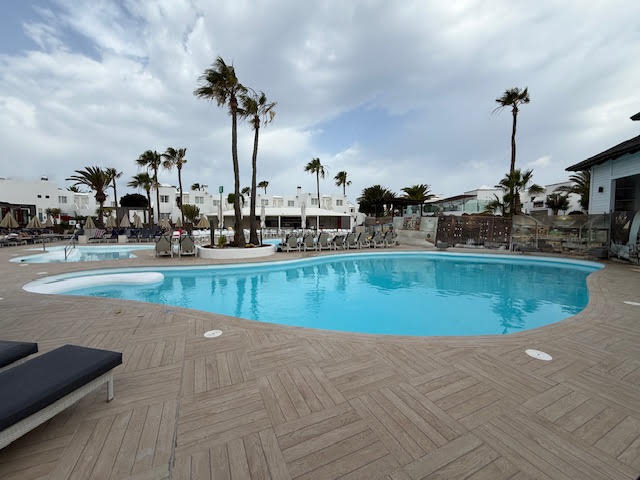 Hotel H10 White Suites - S�lo Adultos