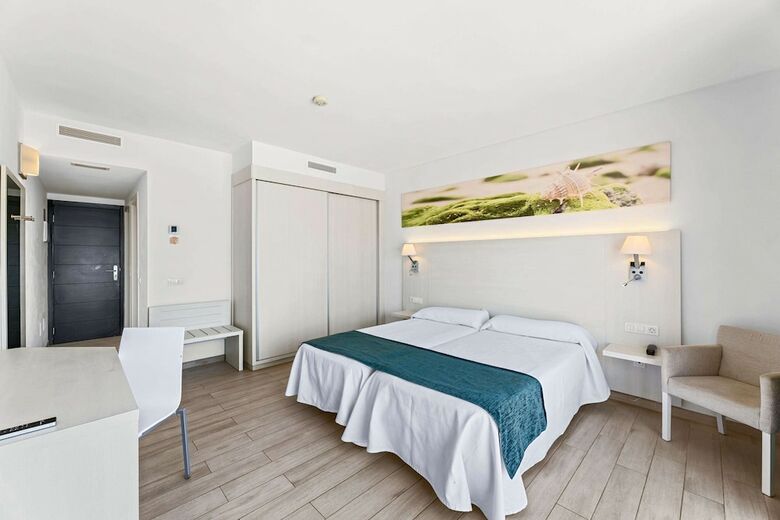 Aparthotel THB Flora
