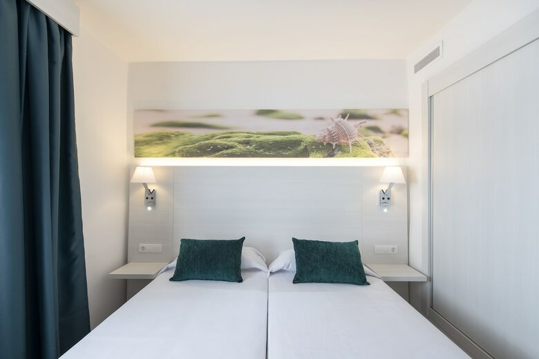Aparthotel THB Flora