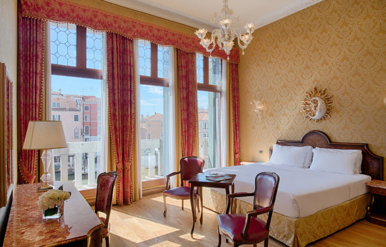 Hotel NH Venezia Santa Lucia