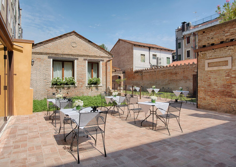 Hotel NH Venezia Santa Lucia