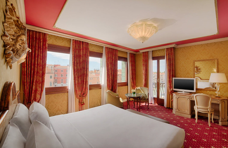 Hotel NH Venezia Santa Lucia