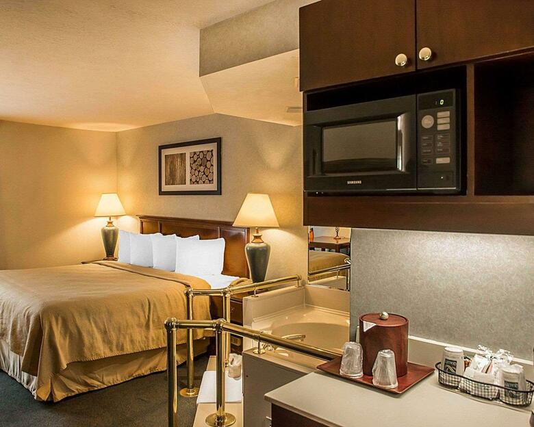 Hotel Quality Inn & Suites