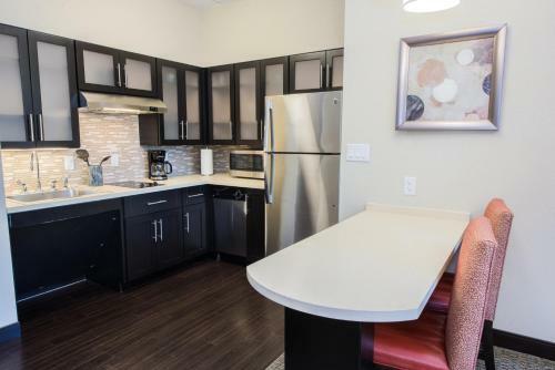Hotel Staybridge Suites Albany Wolf Rd-colonie Center