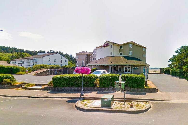 Hotel Siletz Bay Lodge