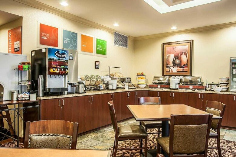 Hotel Comfort Inn And Suites Mcminnville