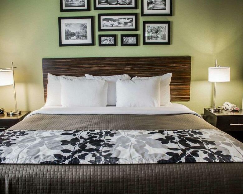 Hotel Sleep Inn & Suites