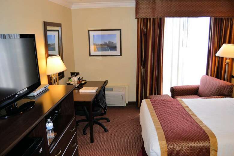 Best Western Genetti Hotel & Conference Center