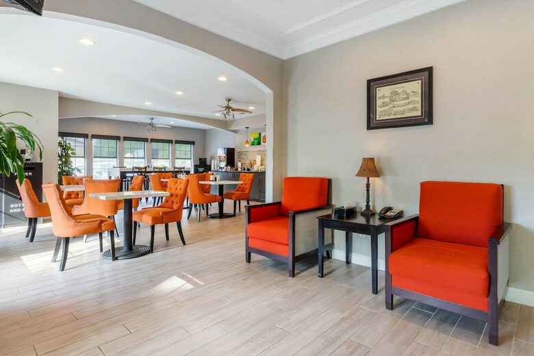 Motel Quality Inn & Suites