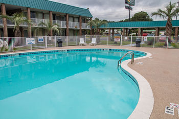 Hotel Quality Inn And Suites