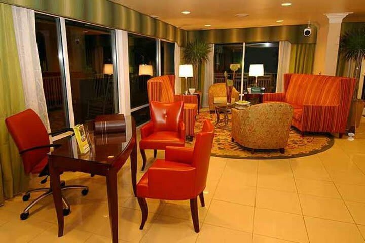 Hotel Courtyard Charleston Waterfront By Marriott