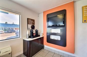 Motel 6 Laredo North