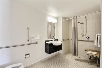 Motel 6 Laredo North